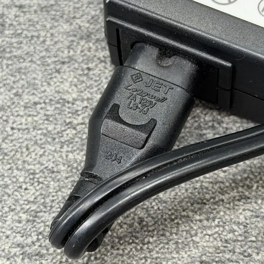 Genuine IBM 08K8212 AC Power Adapter 16V 4.5A 72W OEM Laptop Charger UNTESTED